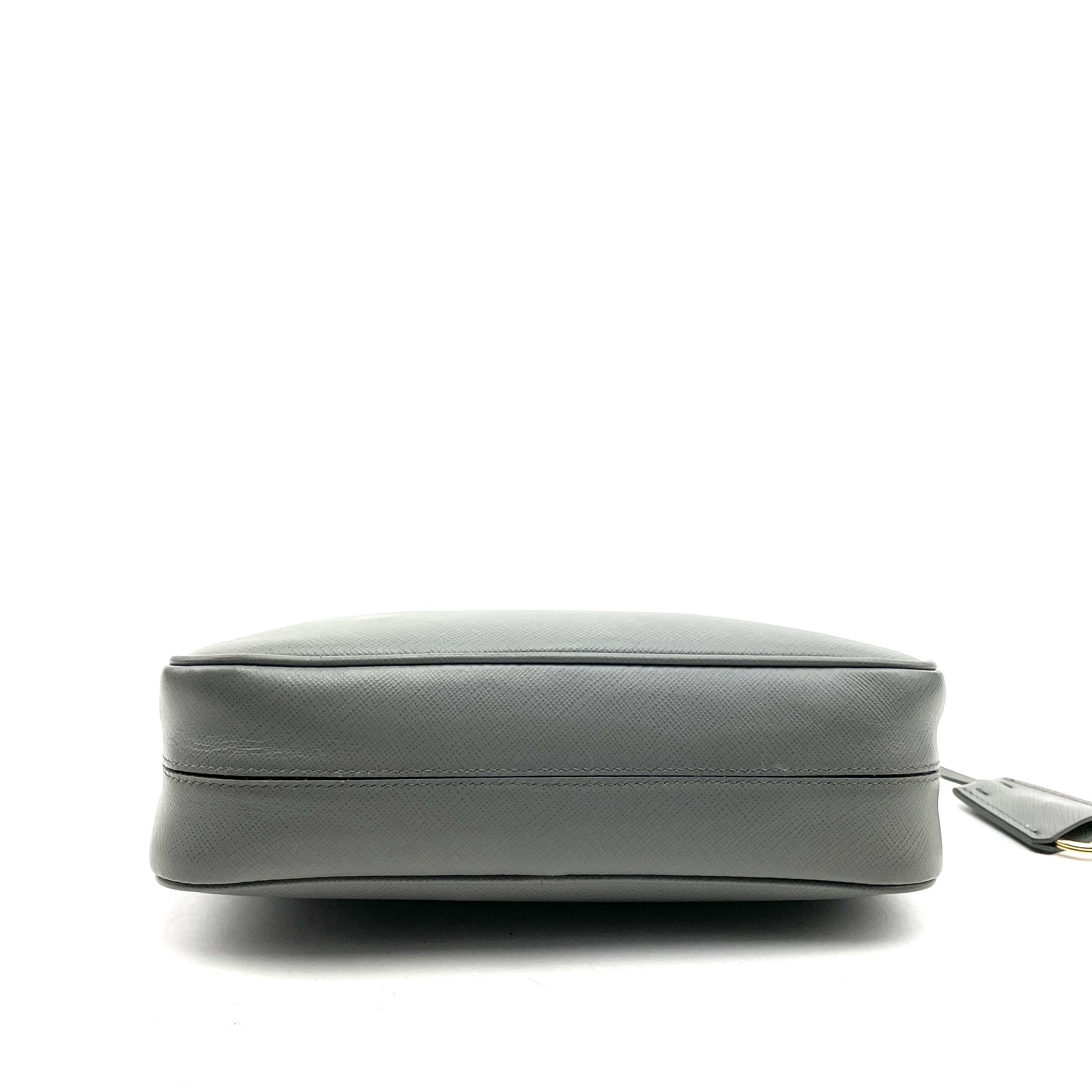 Saffiano Re-Edition 2005 Shoulder Bag Marmo